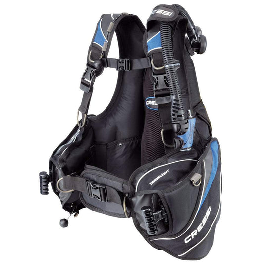 Cressi Travelight BCD diving jacket featuring lightweight design, flexible structure, and integrated weight system.