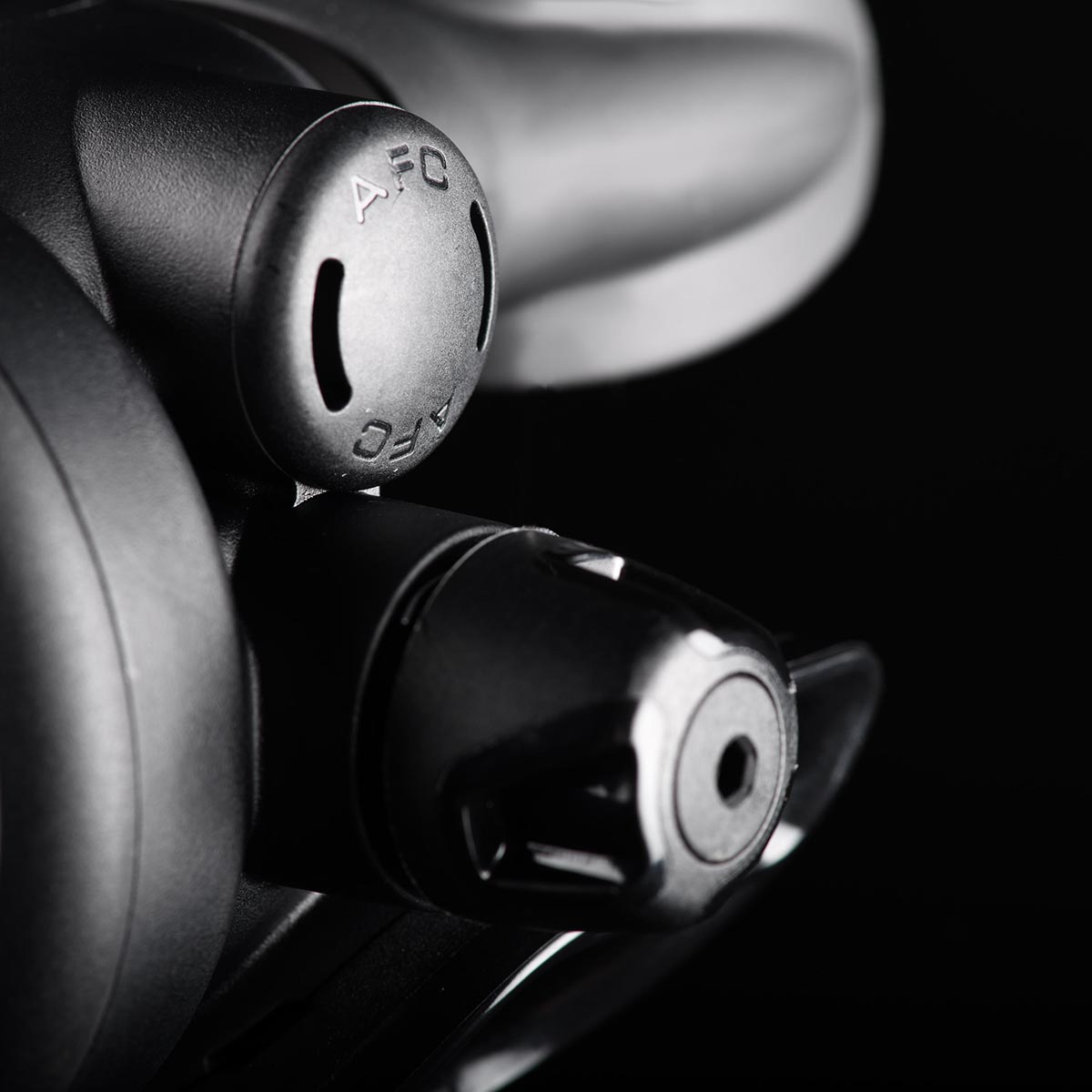 Atomic Aquatics B2 Regulator Sealed Black - Regulator