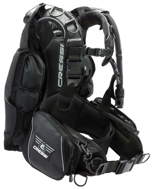 Cressi Commander Evolution BCD with detachable harness and rear-mounted air cell.