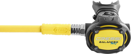 Cressi MG Balanced Octopus regulator with yellow hose, ergonomic design, and pneumatically balanced valve.