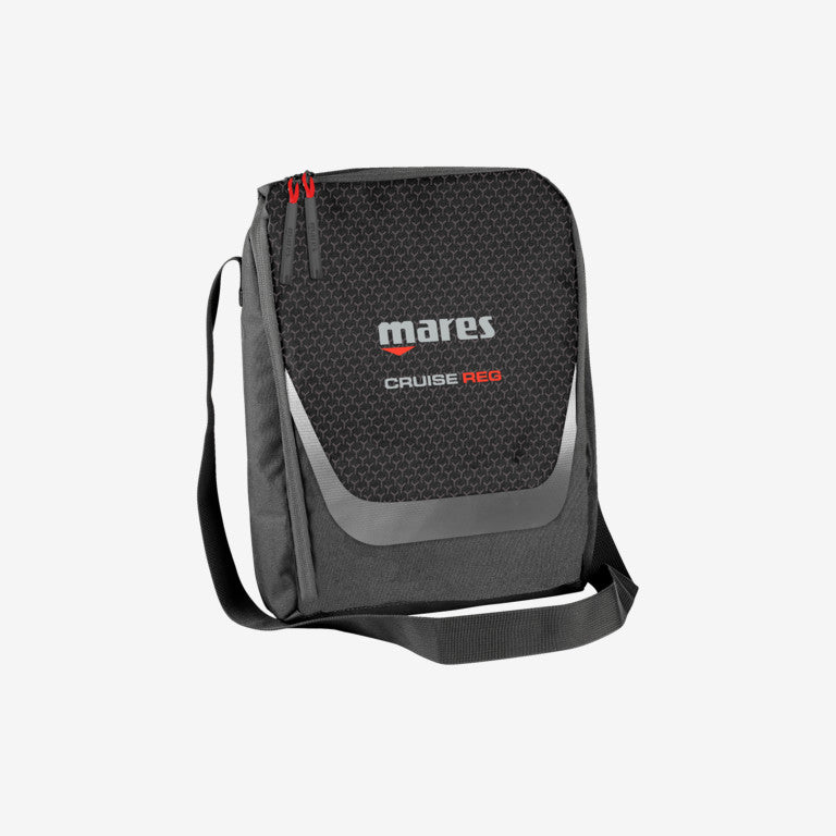 Mares Cruise Regulator black shoulder bag with adjustable strap for regulator and tablet storage