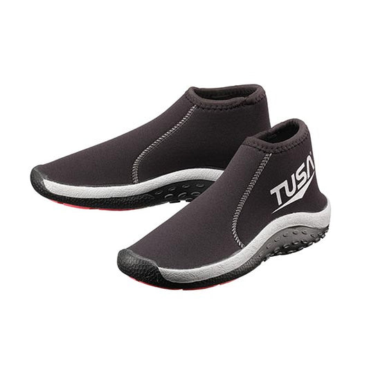 Tusa DB0204 black 3mm neoprene dive boots with slip-on design and injection molded traction sole