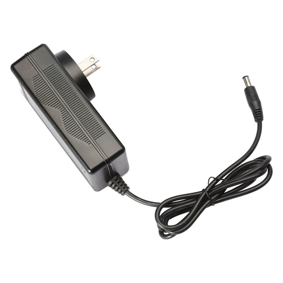 Underwater Kinetics C4/C8/Light Cannon Universal NiMH/NiCad Batteries Charger